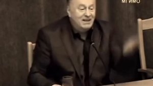 Жириновский  прогнозирует нынешнюю ситуацию из 2013 г.