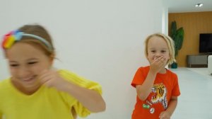 Влад и Ники - Крис и детская история про волшебный кран