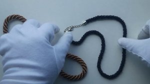 Жгуты на шею из бисера
