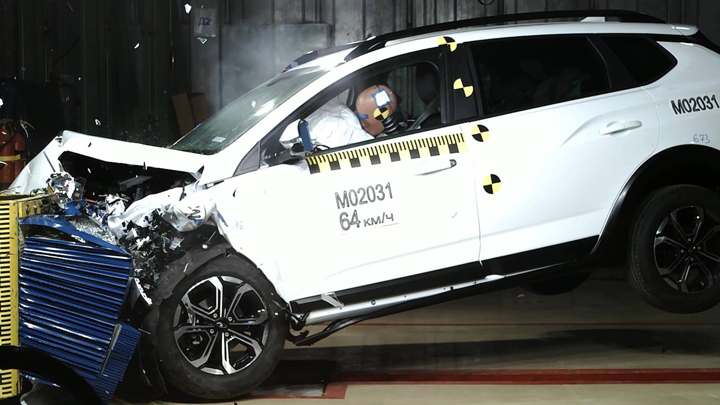 Лада Искра: проверка на прочность 4 звезды в краш-тестах / Lada Iskra #shorts #lada #лада #искра