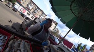 реакции людей ищем порно актера