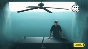 Всем! Всем! Всем! Он только выглядит как человек! Обнаружен инопланетянин в правительстве!