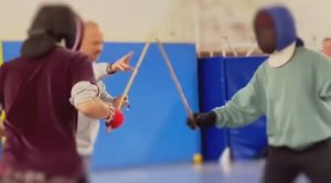 Наш спортсмен на тренировке в Парижском клубе #canne #фехтованиетростью #savate #сават #фехтовани