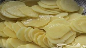 Картофельная пицца с розмарином