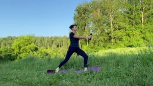 РАЗМИНКА (УПРАЖНЕНИЯ С ГАНТЕЛЬЮ)