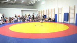 Греко-римская борьба,вес 32 кг. Кириллов Арсений(Новокубанский р-н)-Захаров Святослав(Новопокровский