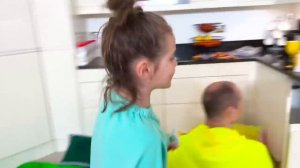 Miss Katy • Мисс Кейт - 24 часа на кухне с Максом и Катей