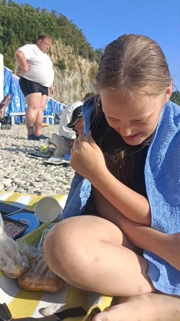 ПРОДАВЕЦ самосов нам НЕ ПРОДАЛ #самос #ольгинка24 #ольгинка смотреть онлайн