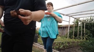 ПРОСТАЯ ЖИЗНЬ 45// УЕХАЛИ К БРАТУ НА ШАШЛЫКИ//ЖИЗНЬ В НЕБОЛЬШОМ ГОРОДКЕ