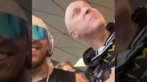 Lil Pump прилетел в Москву, где его встретила толпа фанатов