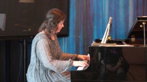 "Тихо плещет океан", "Отлетает мой соколик", "Ноктюрн" Ф. Шопена, исп. Ксения Кузьменко