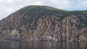 Проплываем Аю-Даг, с описанием