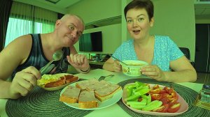 Мукбанг обсудили ИТОГИ поездки в Таиланд! НАЛОПАЛИСЬ от пуза на дорожку,  подъедаем ОСТАТКИ) Обед