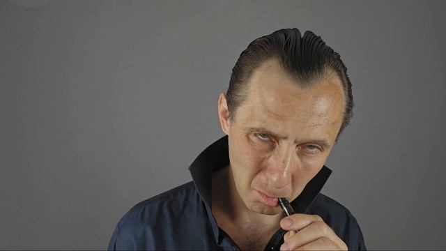 СЦЕНА ИЗ ФИЛЬМА,  сериал "Люцифер", в жанре самопробы, вариант 2