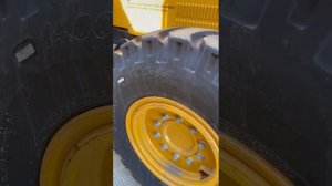 Автогрейдер SANY STG210C-8 с передним отвалом и рыхлителем. Обзор.