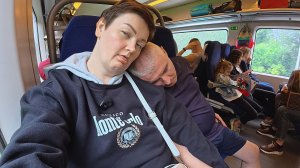 Вован СДАЛСЯ ПЕРВЫМ) Из последних СИЛ едем домой на поезде. ЧТО СЛУЧИЛОСЬ дома пока нас не было Влог