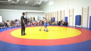 Греко-римская борьба, дети! Вес 35 кг. Щербуха Максим (Армавир)-Поляков Владимир (Новокубанский р-н)