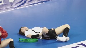 Лучшая разминка на растяжку женская волейбольная камера