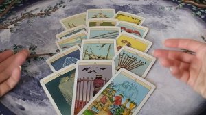 Что он хочет показать своим поведением? Таро онлайн