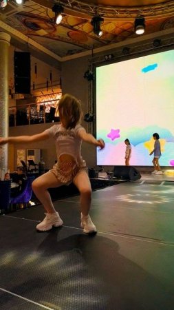 ВАУ ЛИЗА