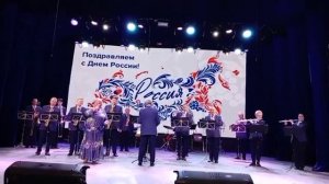 М. Житенева. _Гляжу в озера синие..._💙💙💙🩵🩵🩵 💮💮💮🌸🌸🌸.mp4