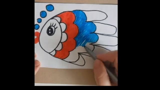 Рисуем рыбку с помощью ладошки, легко и просто смотреть онлайн