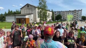 Фестиваль красок в Урене — радужное настроение лета