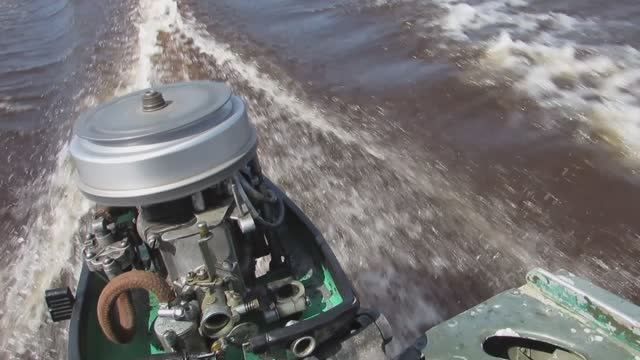 Ветерок 12 на Казанке. Обороты двигателя. Скорость. смотреть онлайн