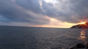 Морская рыбалка в Джубге: ласкирь на бомбарду с берега Чёрного моря!