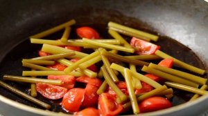 Черемша с томатной пастой