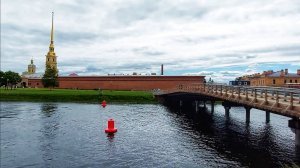 Не были в Петропавловской крепости? Короткая прогулка 👉