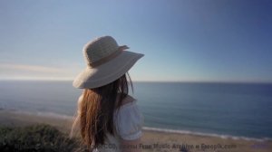 Мелодия превращает кадры в личный портал в мечты - Where Life Goes (Man Kid Remix) -- Daniel Birch -