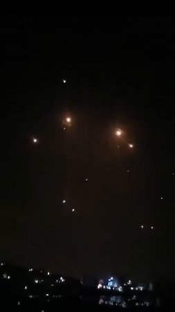Иранские ракеты украсили ливанское небо