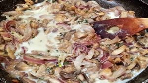 Картофельная запеканка с курицей и грибами