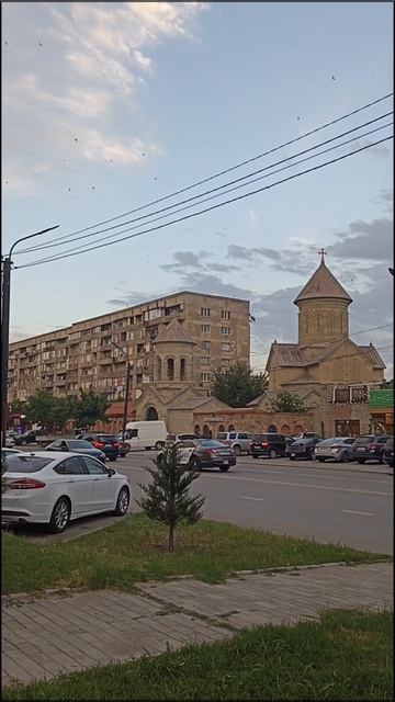 Церковь Успения Пресвятой Богородицы в Рустави (Грузия)