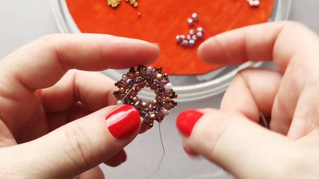 Сплела сказочный кулон за час и привлекла внимание всех вокруг смотреть онлайн