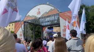 Krasivyye mesta Rossii День России. Киров, театральная площадь.