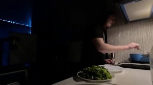 Салат, морепродукты, оливки - #3