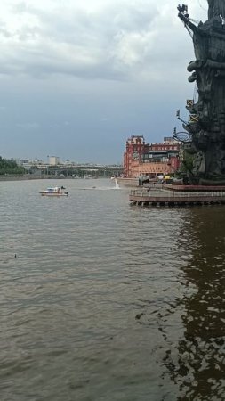 Флайбординг на Москва реке 2024