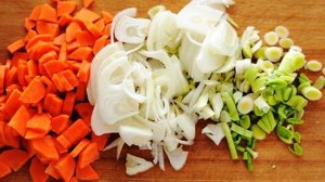 Чечевичный суп с курицей