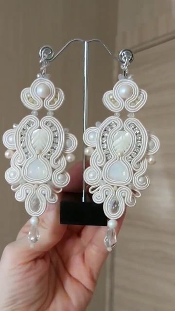 Большое кол-во дизайнов сережек #украшенияназаказ #сутажныеукрашения смотреть онлайн