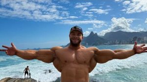 Спортзал на пляже Рио-де-Жанейро. Эмоции победителя