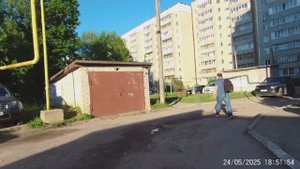 По дворам Красноармейской в Йошкар-Ола май 2025