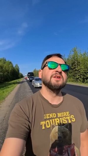 TG: nexpertGM Едем на фабрику заказывать худи  #shorts #независимыйэксперт #георгиймедведев #мерч