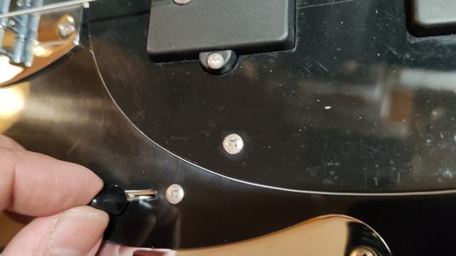 Обзор сборки китайской реплики Musicman Stingray 5 черного цвета смотреть онлайн