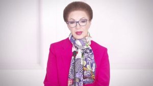 Поздравление зам. директора Центра им. В. И. Кулакова,  Л. В. Адамян с Днем медицинского работника