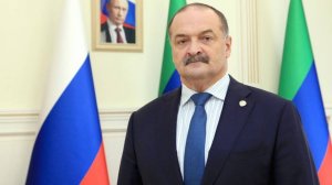 Сергей Меликов поздравил медицинских работников с профессиональным праздником