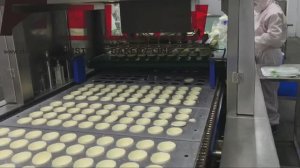 Автоматическая линия формовки тартов - основы для яичного пирога