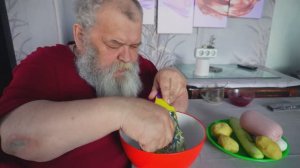 ЖАРКО ЛЕТОМ ЗАХОТЕЛОСЬ ДОМАШНЕЙ ОКРОШКИ МЫ ЕЁ ТАК ВКУСНО ПРИГОТОВИЛИ И ПОЕЛИ СЕЛЬСКИЙ САД