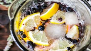 Черничный лимонад